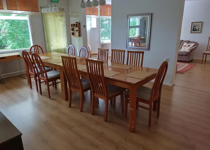 Saarnimaja Гостевой дом Хямеэнлинна